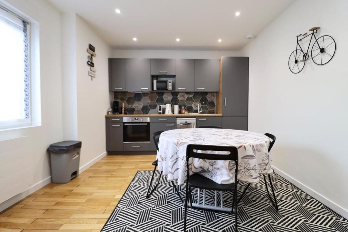 Appartement Cosy Neudorf Climatise Wifi 90M2 Strasbourg Exterior photo